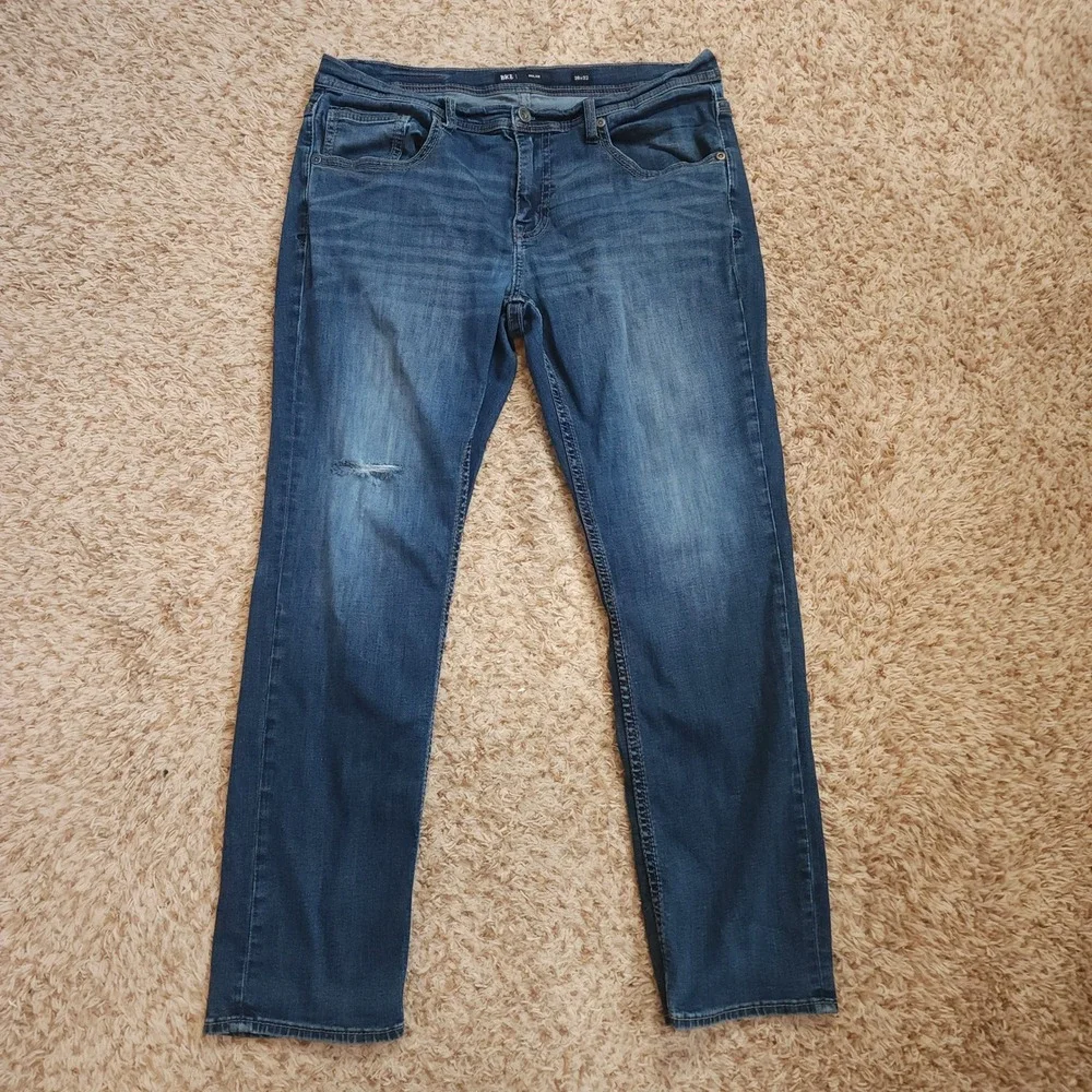 BKE Nolan Jeans Men 36x32 Blue Medium Wash Straight Leg Stretch Coolmax Denim